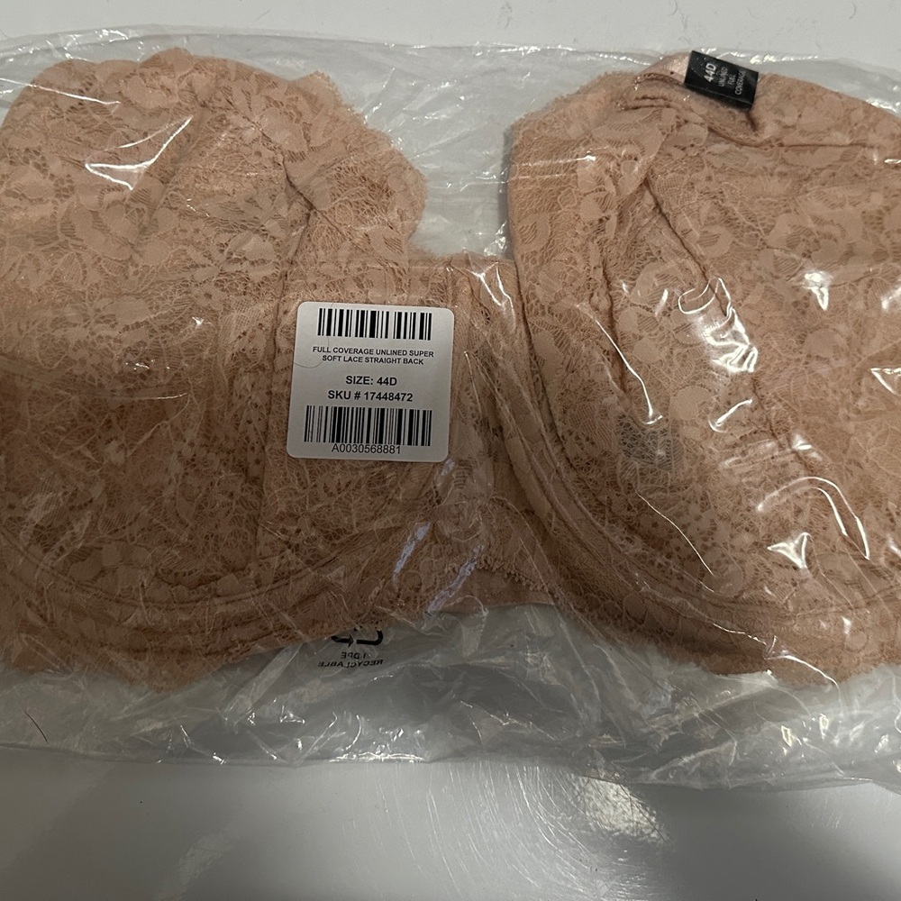 NWT 44D Torrid Unlined lace bra